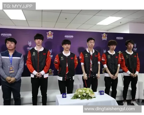 WE在国际邀请赛中的耐力表现分析与点评全景回顾 WE在国际邀请赛中的耐力表现分析与点评全景回顾