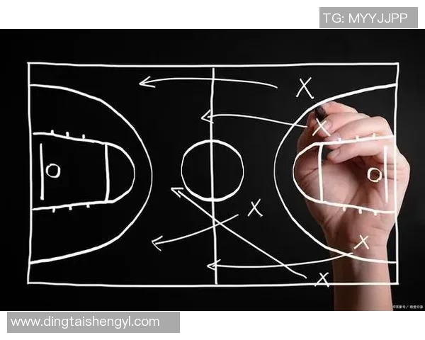 武汉篮球队整体压制革新之路:重塑球队实力与战术体系的深度分析 武汉篮球队整体压制革新之路:重塑球队实力与战术体系的深度分析